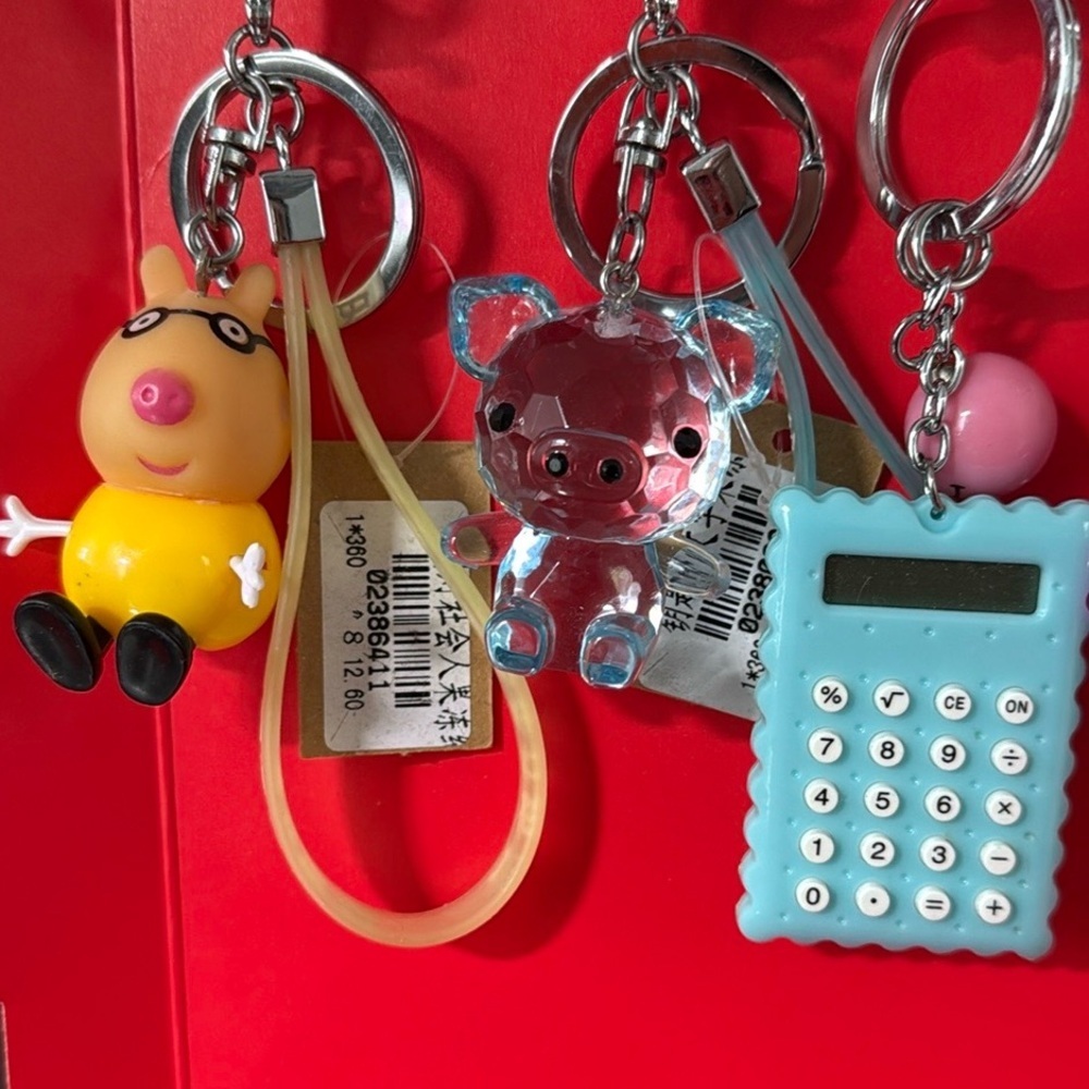 Colorful Cartoon Keychain Set - Picture 4 of 5